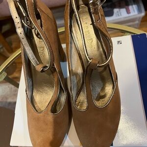 Lien Do Mary Jane Leather Shoes